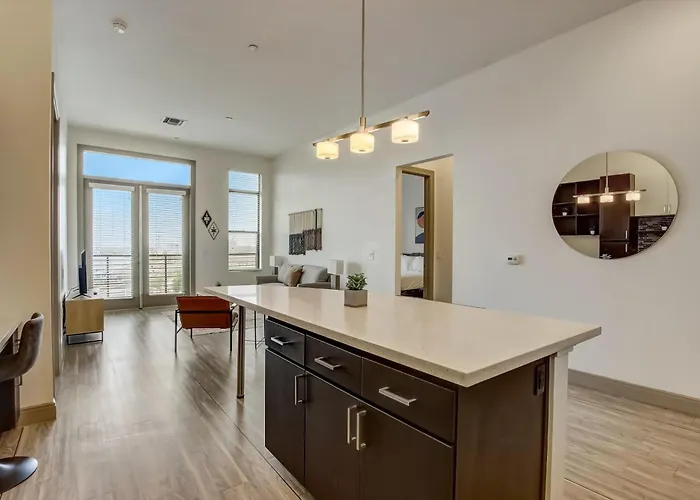 Apartment Cozysuites At Town