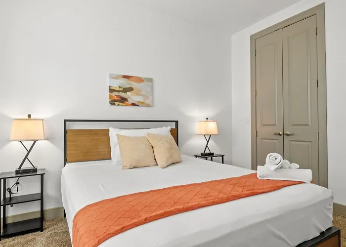 Cozysuites At Town Apartament Tempe