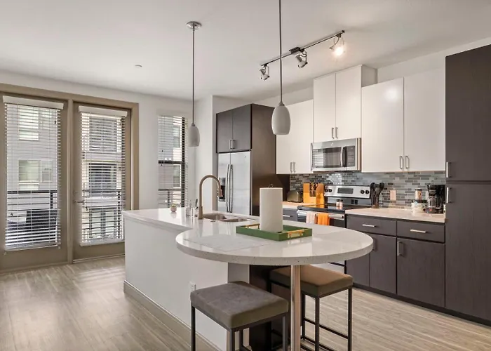 Apartment Cozysuites At Town Tempe