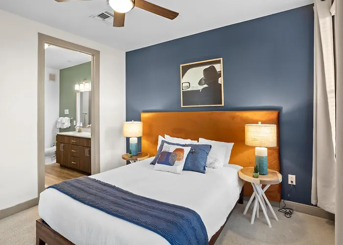 Apartment Cozysuites At Town