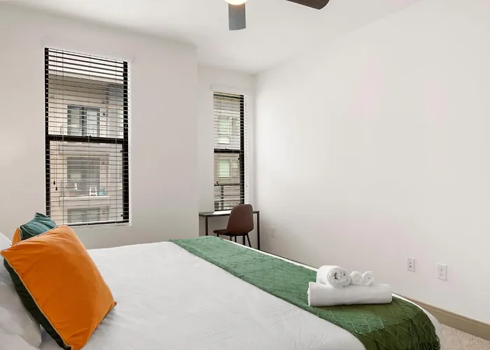 Cozysuites At Town