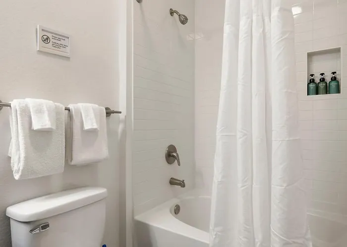 Cozysuites At Town * Tempe