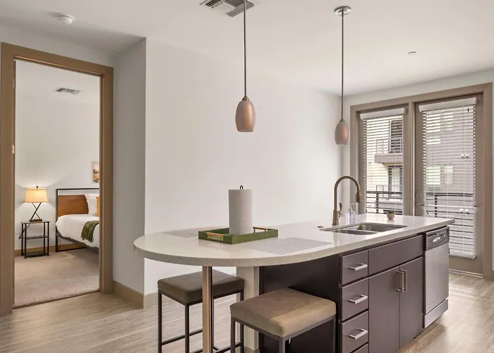 Cozysuites At Town