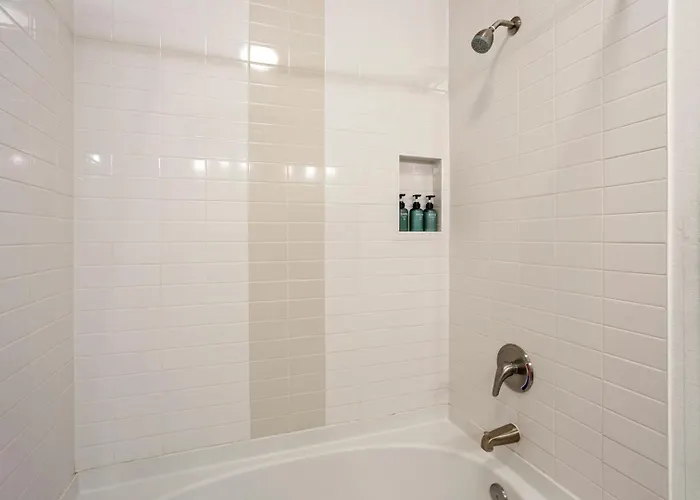 Apartment Cozysuites At Town *